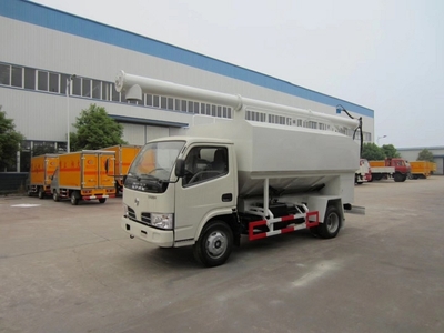 辽宁散装饲料运输罐与散装饲料车的应用与优势分析