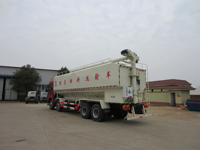 欧曼40方散装饲料运输车 高效可靠的饲料物流解决方案
